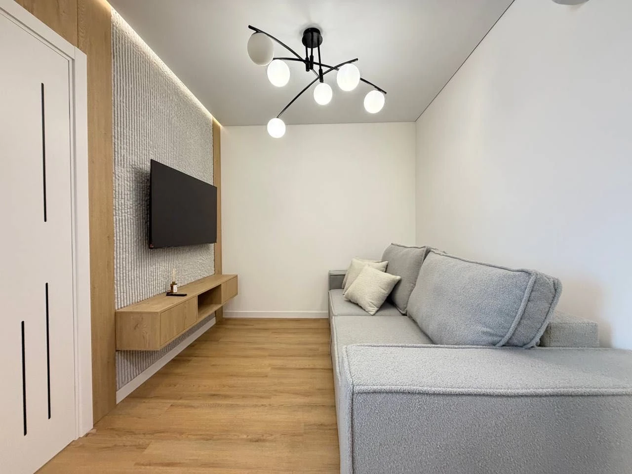 New! One and a half-storey house with high-quality renovation near the Veles Mall/4 shopping center