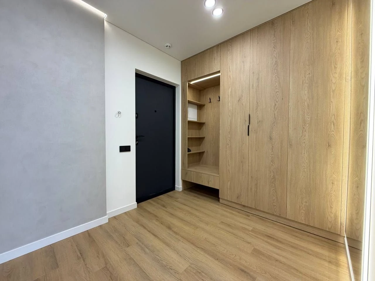 New! One and a half-storey house with high-quality renovation near the Veles Mall/4 shopping center