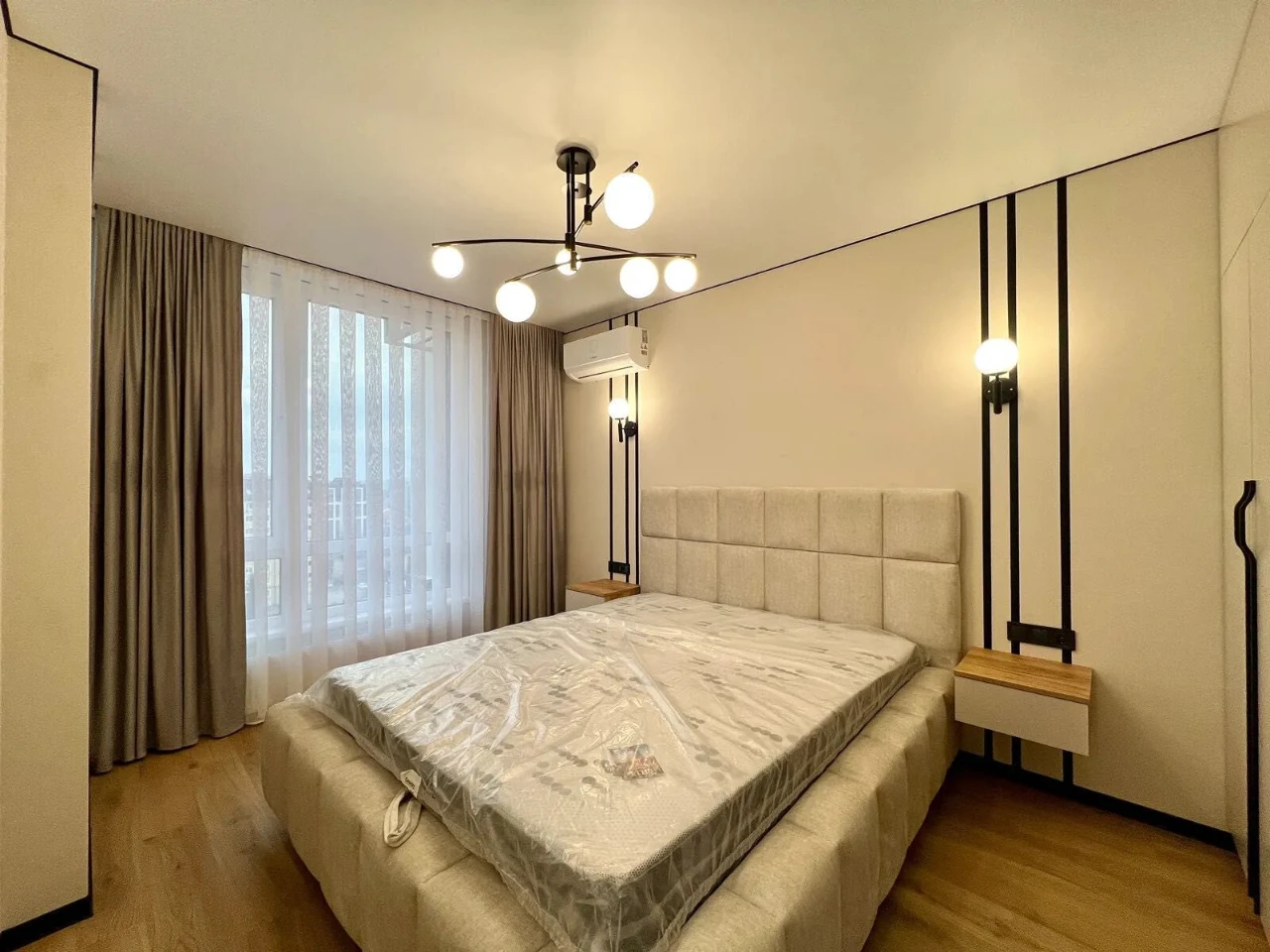 Продам видовую квартиру 2 комнатная+кухня-гостиная Manhattan о