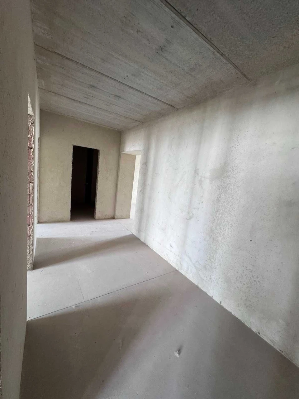 3-room apartment for sale in the Lypky residential complex