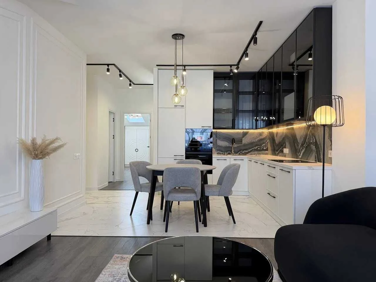 2-room apartment with kitchen-living room near the city center
