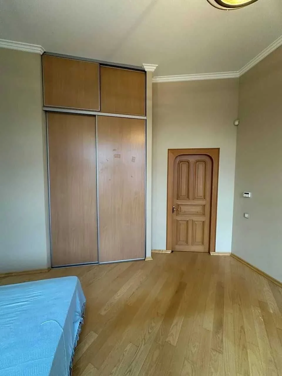 Ексклюзивна 3 кімнатна квартира в центрі
