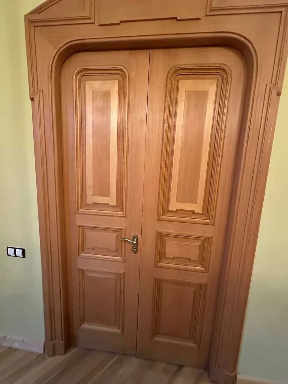 Ексклюзивна 3 кімнатна квартира в центрі