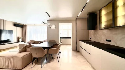 Продаж 3к квартири з дизайнерським ремонтом , меблями та тех