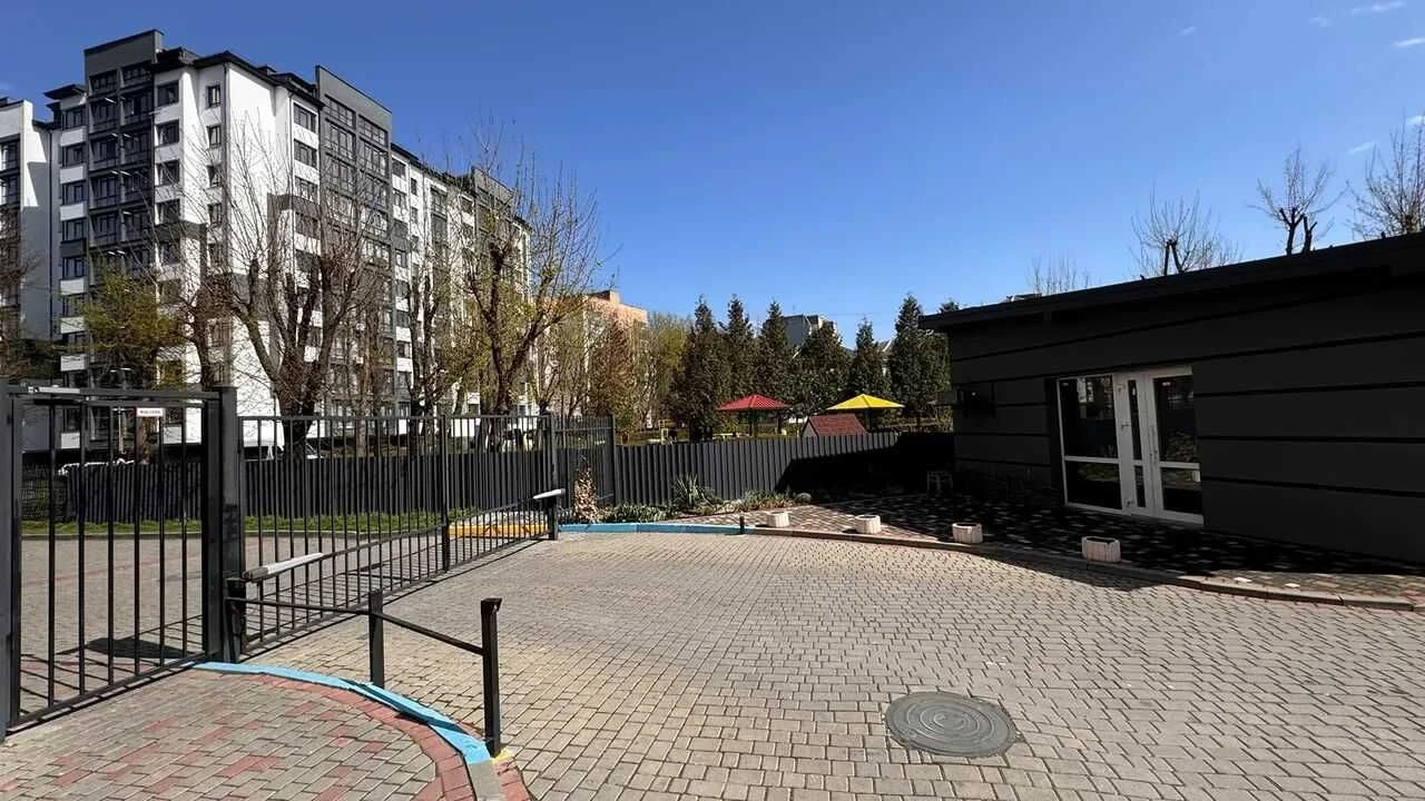 Продаж 3к квартири з дизайнерським ремонтом , меблями та тех