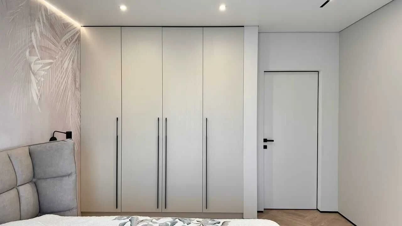 Продаж 3к квартири з дизайнерським ремонтом , меблями та тех