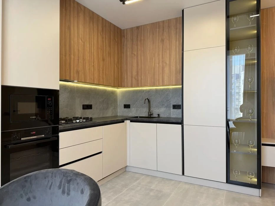 One-room + kitchen-studio apartment 5 minutes from the center