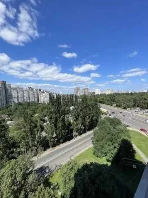 Sale of 2-room apartment 45 sq. m. on Akademika Zabolotnogo St. 12
