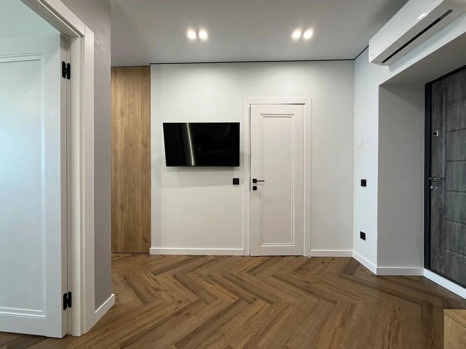 Center! 1 room apartment 45m2 fully equipped Vysochana gas is available