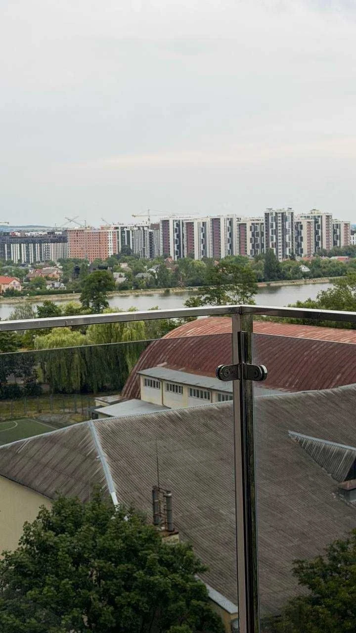Продается 2 ком. квартира с террасой и видом на ОЗЕРО в ЖК