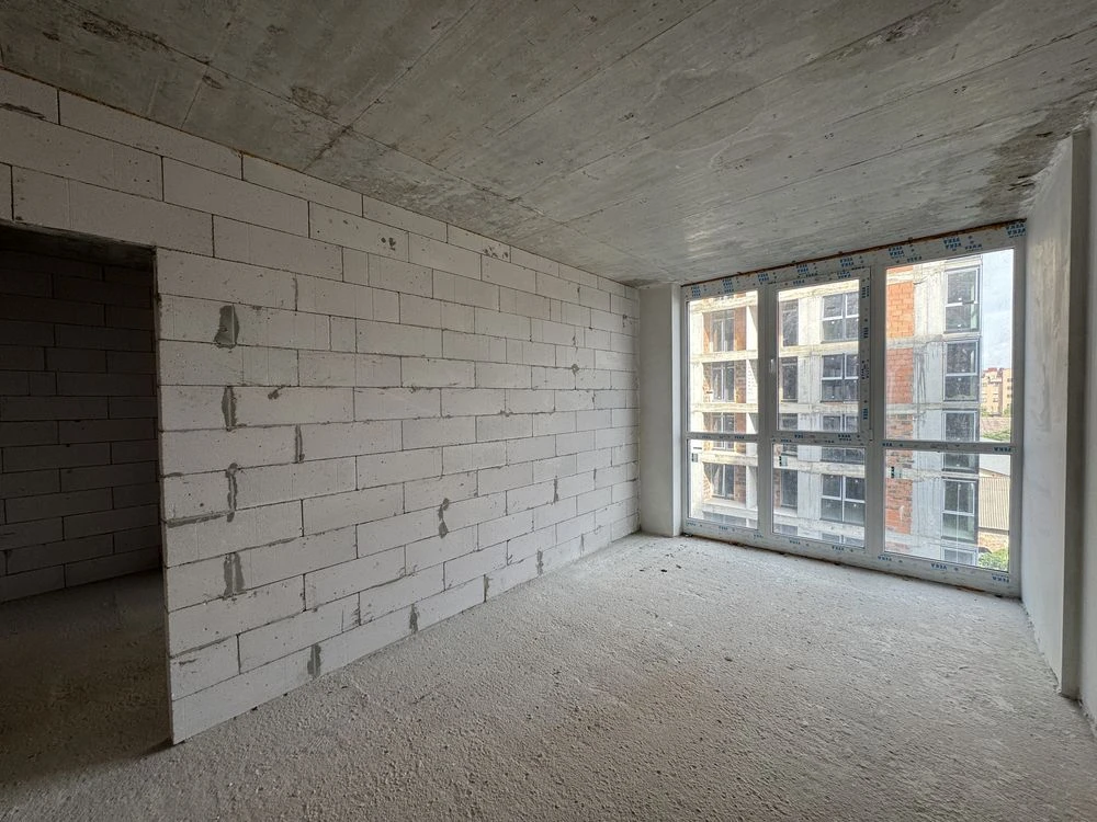 Sale of a three-room business-class apartment in the Yarko Center residential complex -