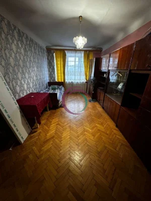 Продается 3-к. кв. с видом на парк Шевченко в самом сердце