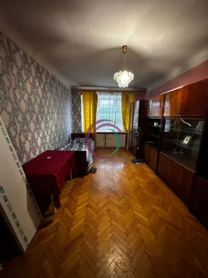Продается 3-к. кв. с видом на парк Шевченко в самом сердце