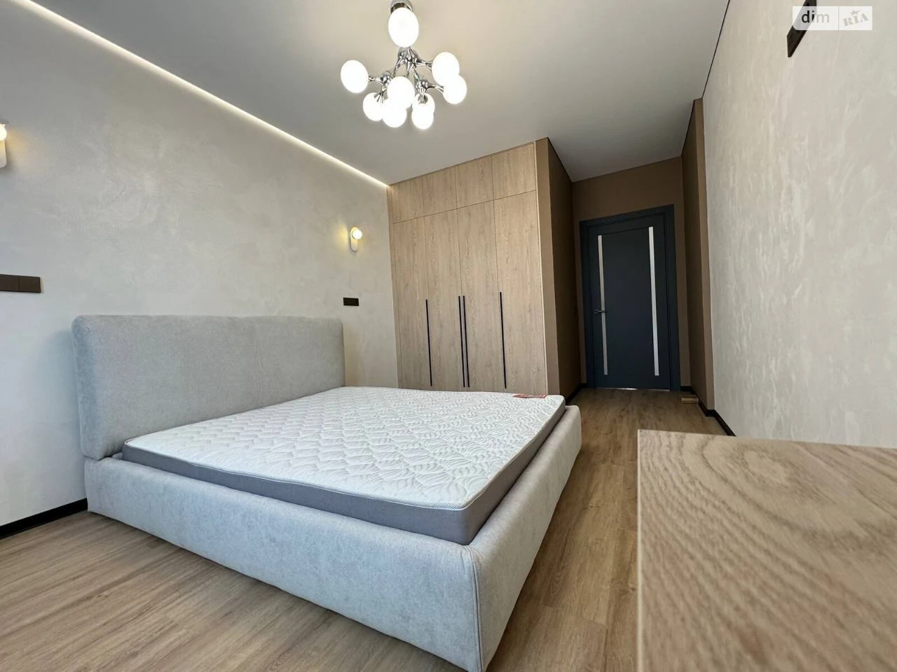 Продаж Квартира Кант