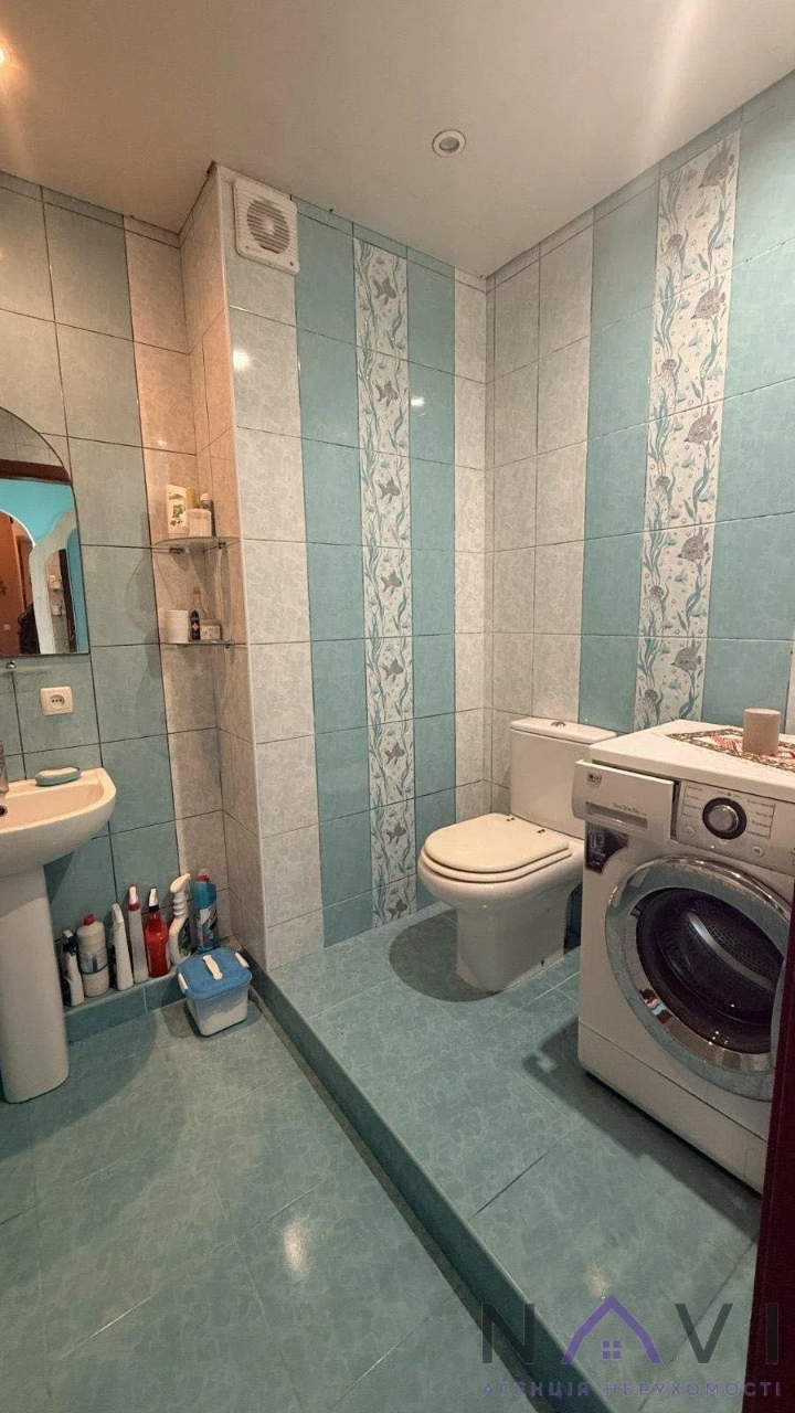 Продаж 3-кімнатної квартири, Новий район