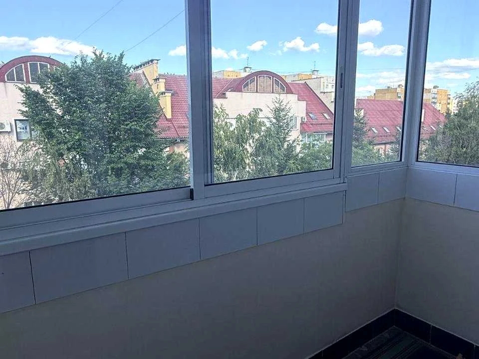 Квартира. Ужгород, Капушанська вул.