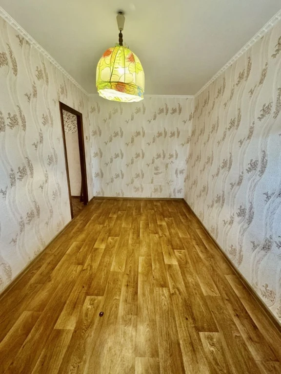 Продаю 2 ком.кв. Корабельный р-н