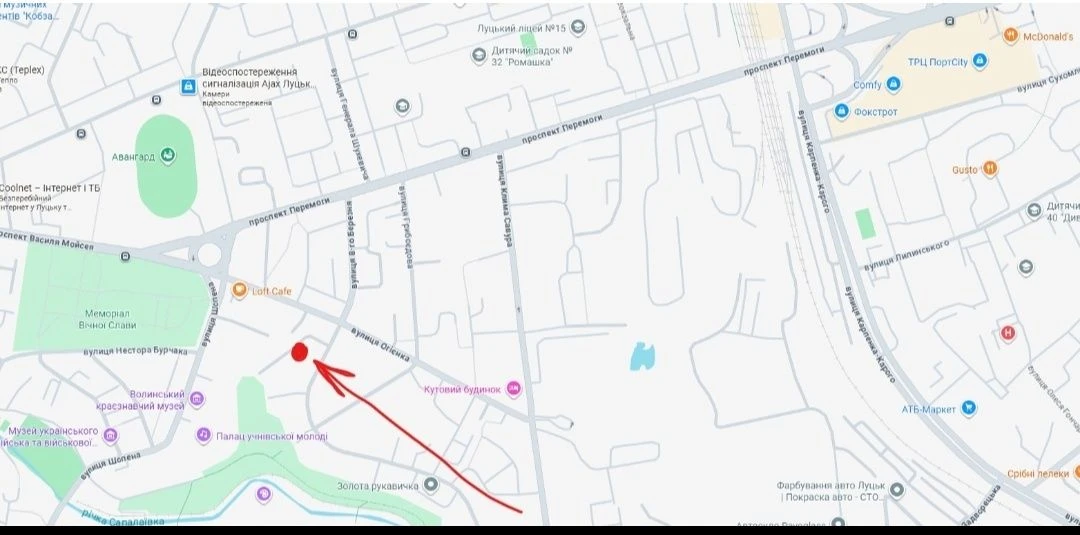 Продам капітальний гараж з підвалом в центрі міста (Меморіал