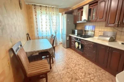Продаж 2 кімнатної квартири з автономним опаленням - Чайка