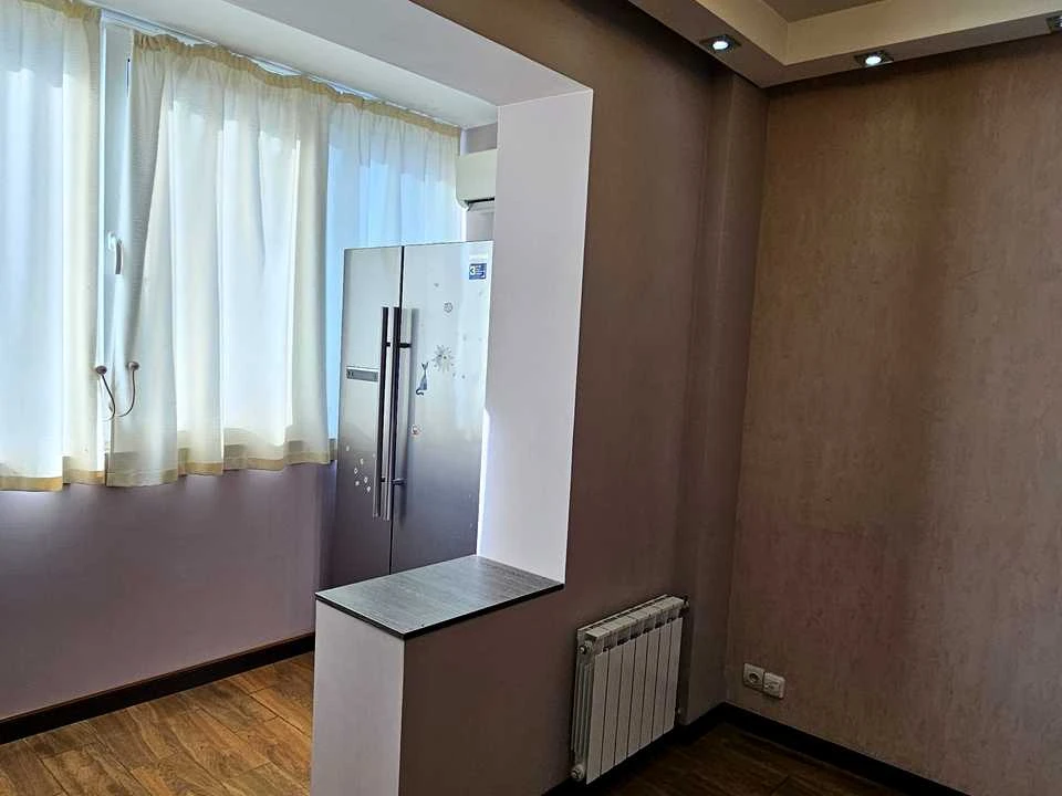 Квартира. Київ, Оноре де Бальзака вул.