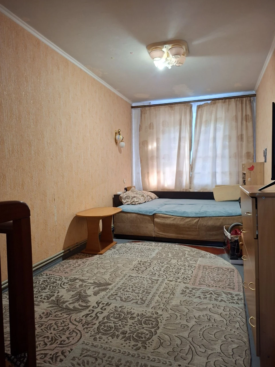 Продам 2к квартиру в районі 13 школи з агв