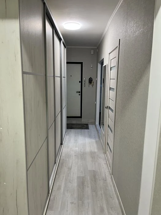 Продам 3-кімнатну квартиру від власника, Жадова (за Атб), 65