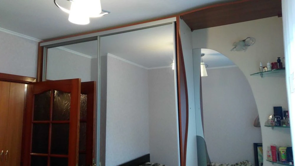 продаж 3к кв на Жадова