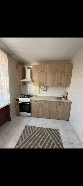 Продам 2 кімнатну квартиру на Відродження