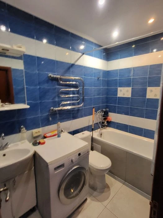 Продам 3-х кімнатну квартиру, район 5 школи