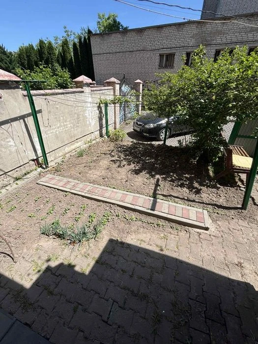 Продам 3-х кімнатну квартиру, район 5 школи