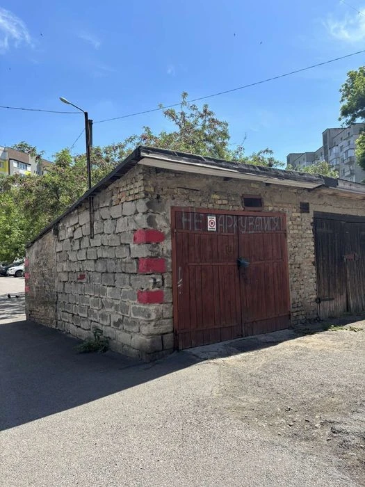 Продам 3-х кімнатну квартиру, район 5 школи