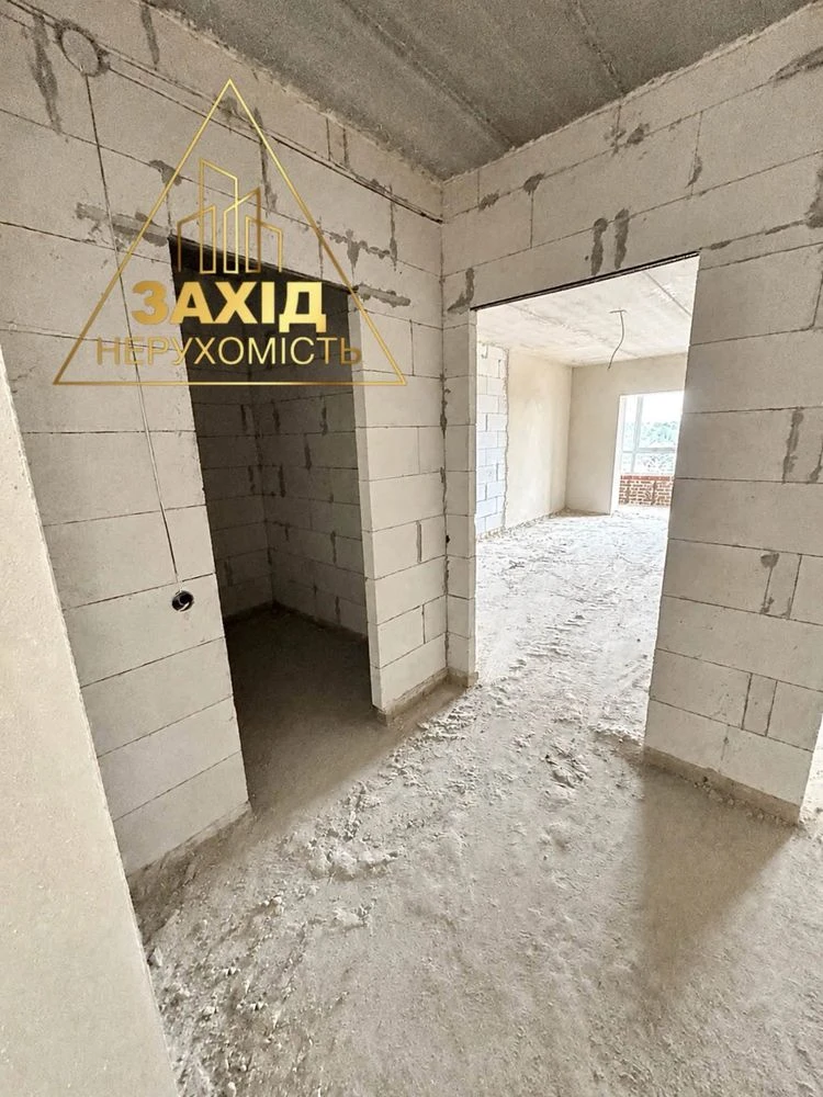 Видова великогабаритна за СУПЕРЦІНОЮ 731 $ / м²