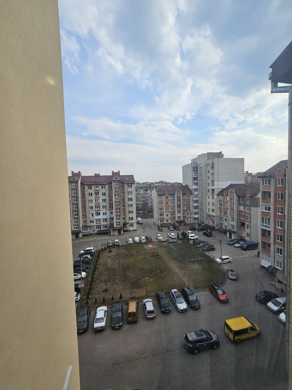 Продаж двохкімнатної квартири