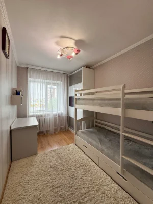 Продаж 3-кімнатної квартири з ремонтом на вул. Львівській, м