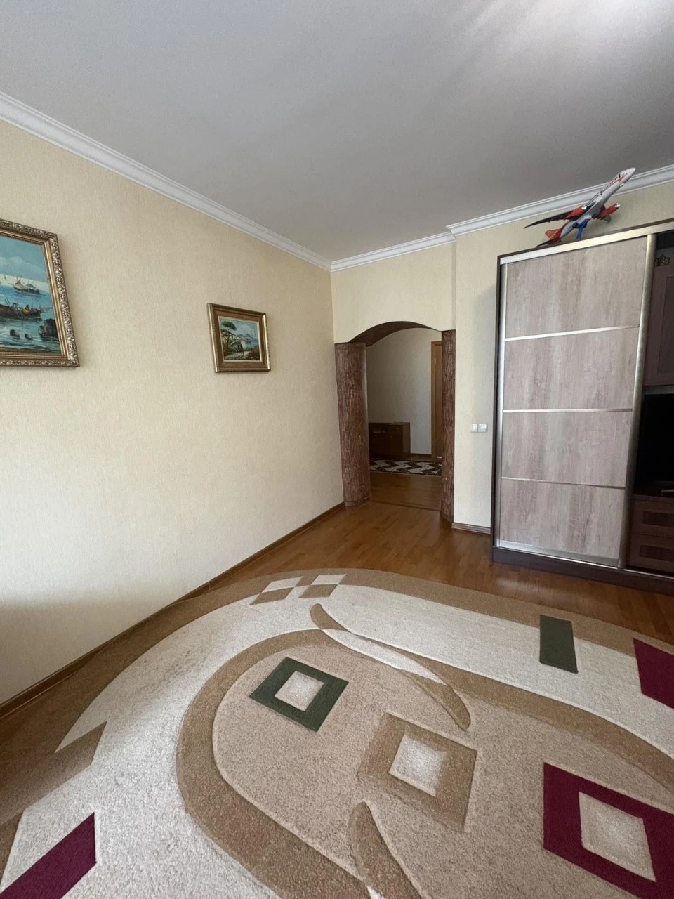 Новобудова за  ПОРТСІТІ  4/9ц 65м2 Авт. опалення,ремонт,мебл