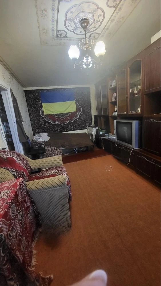 Продаж 2-х кім квартири 8/9 Космонавтіа  зупинка Автопарк