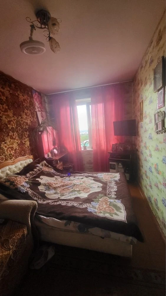 Продаж 2-х кім квартири 8/9 Космонавтіа  зупинка Автопарк