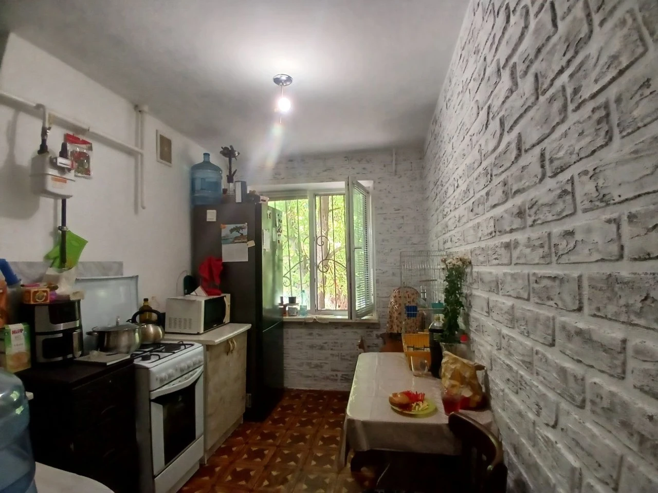 Продаю 2к/к  Колодезная 5а