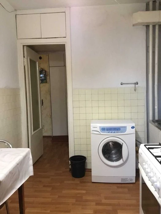 Продажа 3-х к. квартиры на 2 этаже в центре Корабельного рай