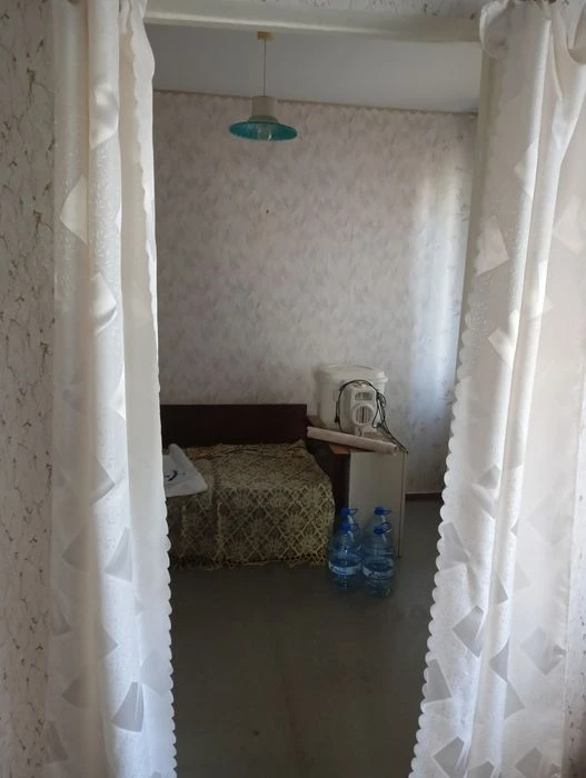 Продаю 3-х комнатную квартиру Мира 23-а с балконом 6/9 р-н п