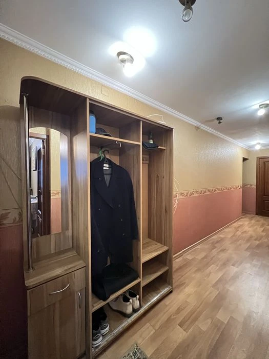 В Продажу 3 к к чешка з ремонтом в Корабельному районі