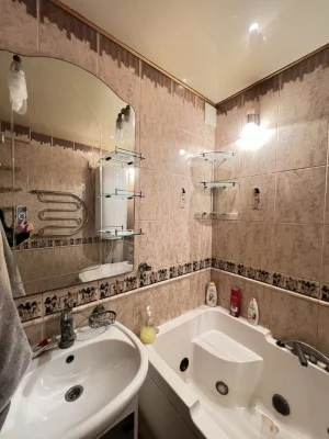 В Продажу 3 к к чешка з ремонтом в Корабельному районі