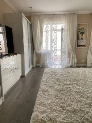 В Продажу 4 к к в Новобудові в Центрі з євроремонтом