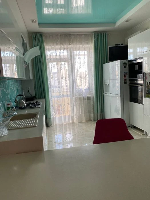 В Продажу 4 к к в Новобудові в Центрі з євроремонтом