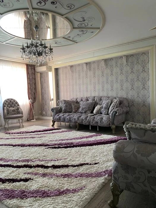 В Продажу 4 к к в Новобудові в Центрі з євроремонтом