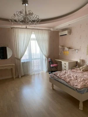 В Продажу 4 к к в Новобудові в Центрі з євроремонтом