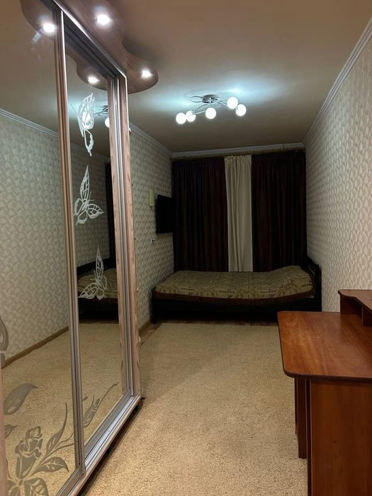Продаж 2 ком кв Корабельный район пр.Богоявленский