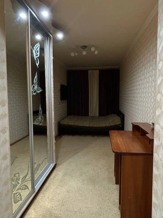 Продаж 2 ком кв Корабельный район пр.Богоявленский