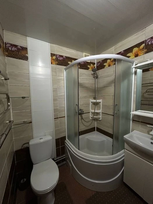 Продаж 2 ком кв Корабельный район пр.Богоявленский