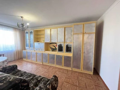 Продам 3-х к/к в гарному районі, зупинка «Магелан»